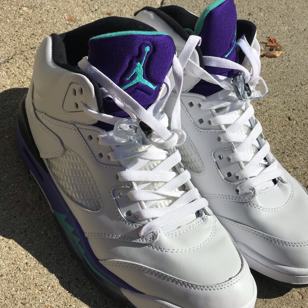 Jordans 5 size 12 grape 🍇🍇